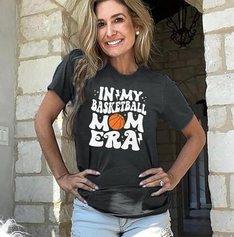قمصان كرة السلة للسيدات للأمهات، تي شيرت مطبوع عليه حروف Gameday لكرة السلة، تي شيرت كاجوال بأكمام قصيرة هدية لعيد الأم in Kuwait