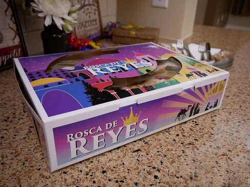 صينية Southern Champion 2370 مطلية بالطين من الورق المقوى بقفل زاوية روسكا دي رييس، صندوق مخبز نافذة، 35.56 سم. الطول × 10 بوصة. العرض × 3-1/8 بوصة. الارتفاع (الحالة 50) in Kuwait