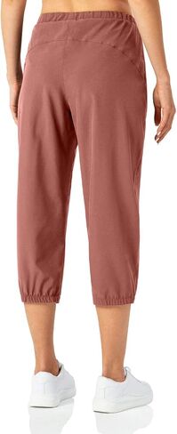 Butrends Women's Sweatpants Capri Pant Cropped Outdoor Workout Running Pants Zipper in Saudi Arabia
