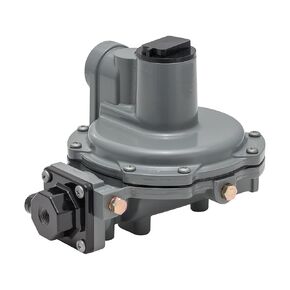 R632A-BCFXA Integral 2-Stage Regulator, 1/4" x 1/2" NPT, 9-13" w.c. Spring, Vent Opposite Taps