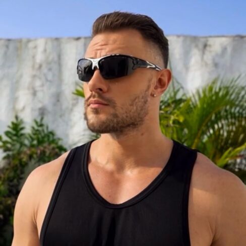 درع أبيض وأسود ملفوف رياضي مقاوم للرياح وركوب الدراجات والمشي لمسافات طويلة وركوب الدراجات وصيد الأسماك والدراجات النارية والمشي لمسافات طويلة نظارات شمسية للرجال والنساء في الهواء الطلق مستقطبة عالية الدقة للحماية من الأشعة فوق البنفسجية نظارات رياضية عا in Kuwait