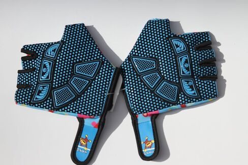 قفازات Monkey Bars مع خاصية التحكم في الإمساك (للأطفال بعمر 7 و8 سنوات) تأتي مع حقيبة in Kuwait