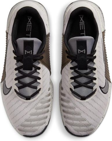 حذاء رياضي رياضي للتمارين الرياضية للرجال من Nike Metcon 9، Lt Iron Ore Flat Pewter Black، 13 in Saudi Arabia