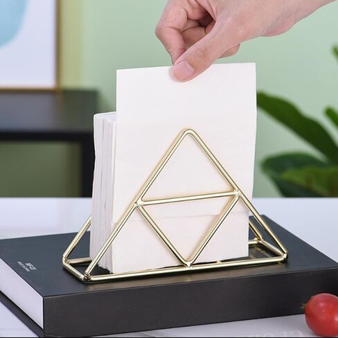 حامل مناديل للطاولة، منظم موزع مناديل ذهبي معدني مثلث الشكل مناسب لغرفة الطعام والمقهى وديكورات الفنادق in Kuwait