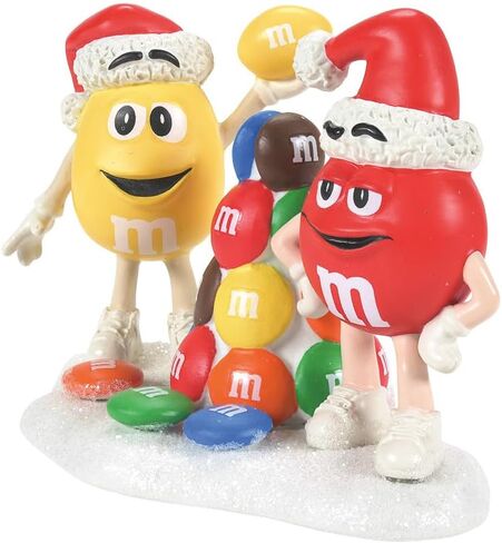 Department 56 North Pole Village Accessories M&M's Building a Tree of Our Own Figurine 2.56 Inch, Multicolor in Saudi Arabia
