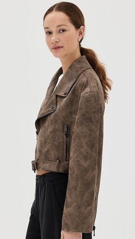 Lioness Women's Staten Island Jacket in Saudi Arabia