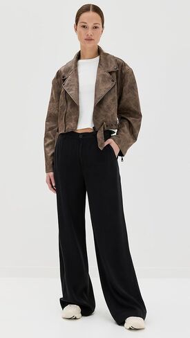 Lioness Women's Staten Island Jacket in Saudi Arabia