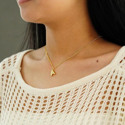 قلادات أولية بالون مطلية بالذهب عيار 14 قيراط للنساء - قلادة بحروف فقاعية أنيقة من الذهب قلادة ساحرة أولية هدية مجوهرات للنساء والفتيات in Kuwait