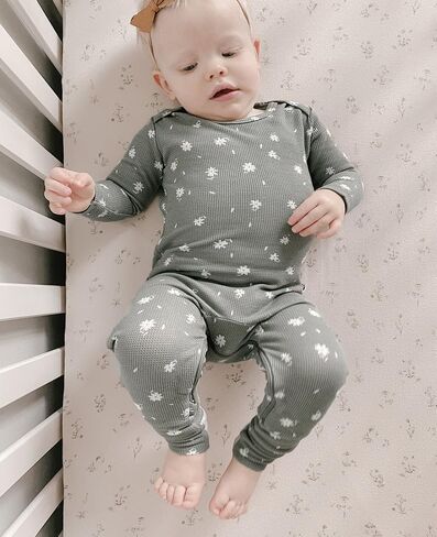 GUNAMUNA Unisex Newborn Baby Waffle Knit Pajama Onesie w/Diaper Zipper, Footless Romper Sleeper PJs for Newborns to Toddlers in Kuwait