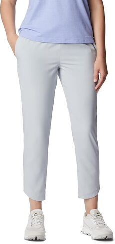 Columbia Women's Hike Pant in Saudi Arabia