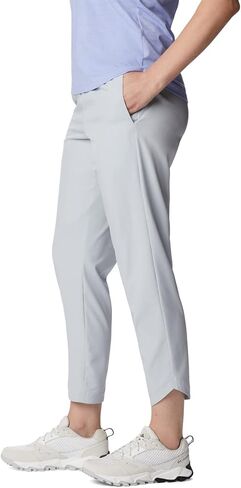 Columbia Women's Hike Pant in Saudi Arabia