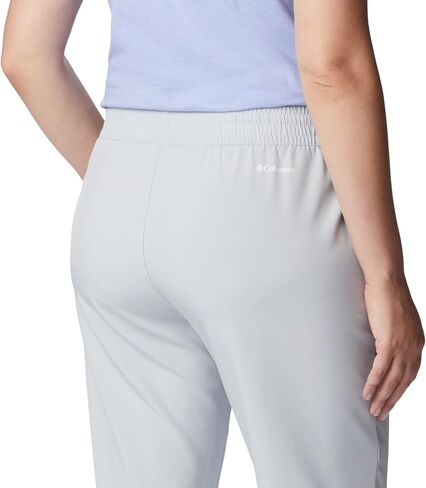 Columbia Women's Hike Pant in Saudi Arabia