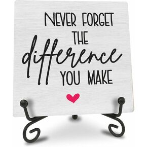 Home Office Wooden Sign Decor,〝NEVER FORGET THE difference YOU MAKE〞 Positive Reminder Sign With A Metal Support, Home Office Desk Decor, Gifts For Families, Friends & Coworkers(Pink) - D04