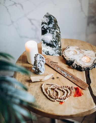 AMOYSTONE Natural Yellow Calcite Cluster 4 Faceted Crystal Obelisk Wand Tower Small 1-1.3 LBS, Irregular Texture Square Pillar, Decor, Collection in Kuwait