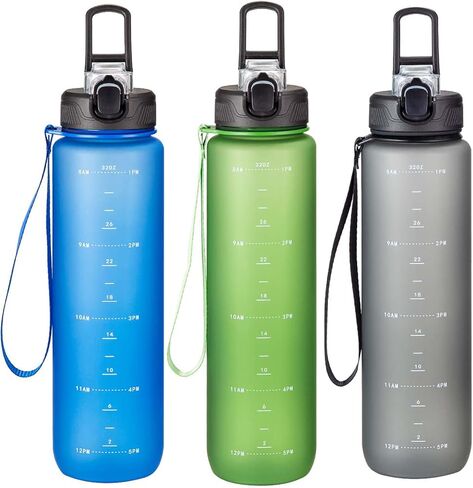 3 عبوات من زجاجات المياه سعة 32 أونصة مع مقبض حزام من القش، زجاجات مياه بلاستيكية بلورية قابلة لإعادة الاستخدام، مع أوقات للشرب، فم واسع ومانعة للتسرب للرياضة والسفر والجري والمشي لمسافات طويلة، رمادي أزرق أخضر in Kuwait