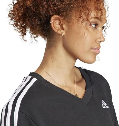 سويت شيرت أديداس إسينشالز 3-Stripes برقبة على شكل حرف V أسود 2XL in Saudi Arabia