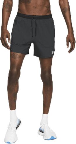 شورت الجري Nike Stride للرجال Dri-FIT مقاس 5 بوصات (أسود/أسود، DM4755-010) مقاس كبير طويل in Saudi Arabia