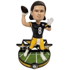 FOCO Kenny Pickett (Pittsburgh Steelers) NFL Superstar Series Bobblehead
