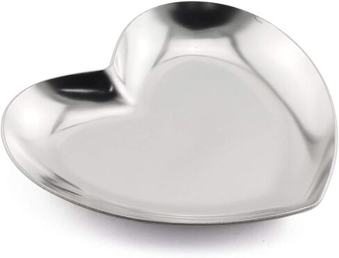1 Piece Silver Luxurious Metal Storage Tray Heart Shaped Jewelry Display Tray Home Decoration Serving Plate Craft For Table Organizer in Saudi Arabia