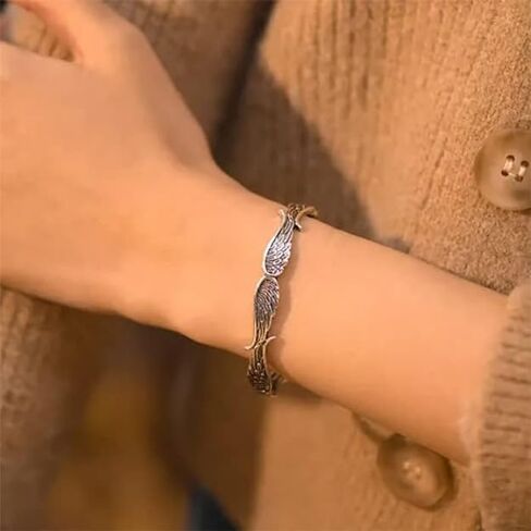Hug From Heaven Bracelet, to My Love in Heaven Vintage Angel Wings Memorial Bracelet for Women, Adjustable Sympathy Remembrance Bangle, Memorial Gifts for Loss of Women Man in Saudi Arabia