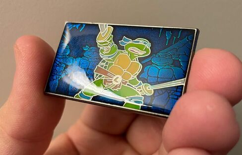 Leonardo Leads: Collectible Enamel Pin in Saudi Arabia