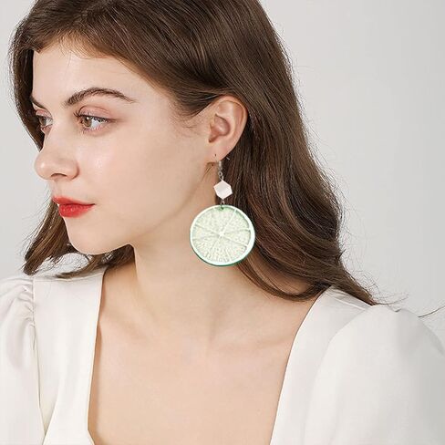 أقراط متدلية شفافة من الراتنج الليموني الأصفر، أقراط متدلية على شكل قطرة ليمون كبيرة خضراء لطيفة للنساء والفتيات مجوهرات هدية in Kuwait