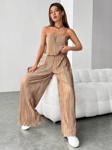 OYOANGLE Women's 2 Piece Outfits Casual Textured Sleeveless Crop Cami Top and High Waisted Wide Leg Pant Sets in Saudi Arabia