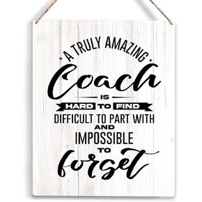 Nurse Gifts for Women A Truly Amazing Nurse Is Hard To Find Wooden Hanging Sign Nurse Graduation Gift for Friend Daughter Women Birthday Retirement Gifts for Nurse 8 x 10 Inches