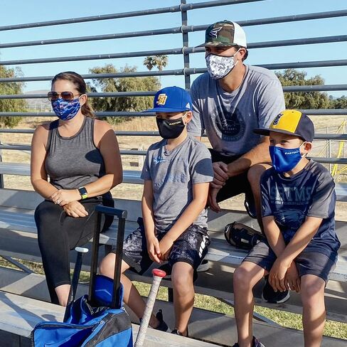EASTON Face Mask, One Size Fits Most, Reversible With Color On Each Side in Saudi Arabia