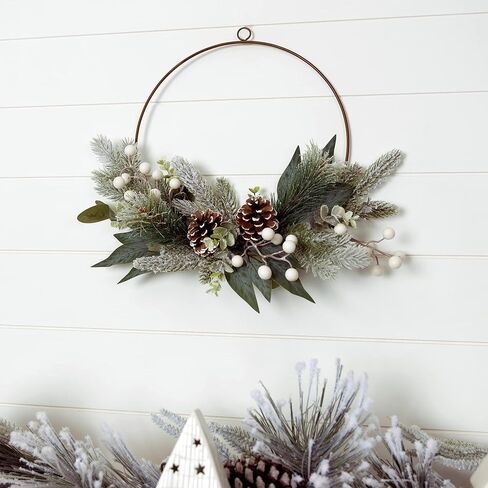 ديكور المنزل من ستراتون، نباتات شتوية خضراء مع التوت وأكواز الصنوبر، إكليل جداري، سهل التعليق، إكليل عيد الميلاد الداخلي الريفي للأبواب والجدران مع شماعة حلقة معدنية 3 بوصة × 19 بوصة × 16 بوصة in Kuwait