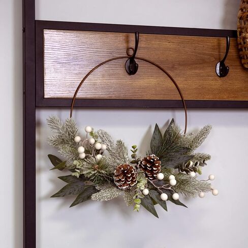 ديكور المنزل من ستراتون، نباتات شتوية خضراء مع التوت وأكواز الصنوبر، إكليل جداري، سهل التعليق، إكليل عيد الميلاد الداخلي الريفي للأبواب والجدران مع شماعة حلقة معدنية 3 بوصة × 19 بوصة × 16 بوصة in Kuwait