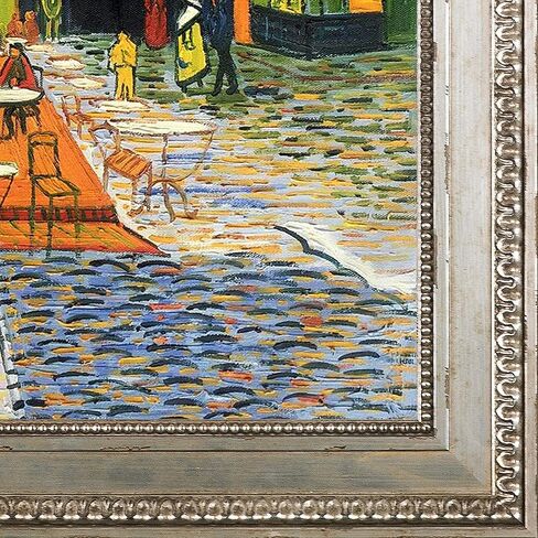 شرفة مقهى La Pastiche في الليل مع لوحة زيتية مؤطرة باللون الفضي من فرساي، مقاس 76.2 سم × 66.04 سم، متعددة الألوان in Kuwait