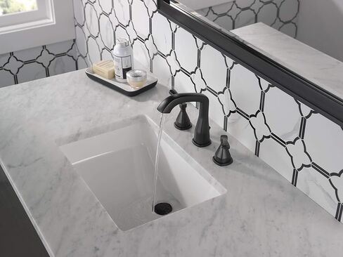 Delta Faucet Stryke Widespread Bathroom Faucet Chrome, Bathroom Faucet 3 Hole, Diamond Seal Technology, Metal Drain Assembly, Chrome 35776-MPU-DST in Saudi Arabia