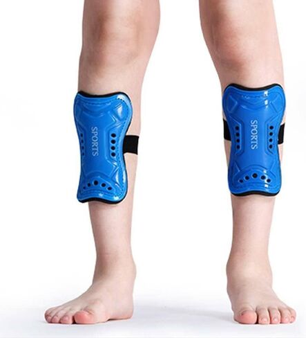 Youth Soccer Shin Pads Lightweight and Breathable Protective Football Gear for 3-12 Years Old Teenagers Kids Football Games (Small, Green) in Saudi Arabia