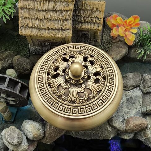 مبخرة نحاسية مستديرة، مبخرة بقاعدة مسطحة مع غطاء منقوش مموج، حاوية رماد حامل بخور عتيق للمنزل، المكتب، الفندق، المطعم (دائري)، هدايا يدوية للزينة الداخلية in Kuwait