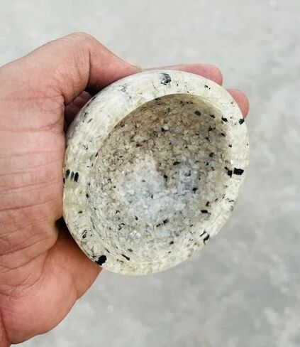 وعاء كريستال أورجون من حجر القمر بألوان قوس قزح مصنوع يدويًا من الأحجار الكريمة العضوية وحامل كريستال هدية كريستال للتنظيف والشحن والتلطيخ والشفاء والديكور أو الهدية in Saudi Arabia