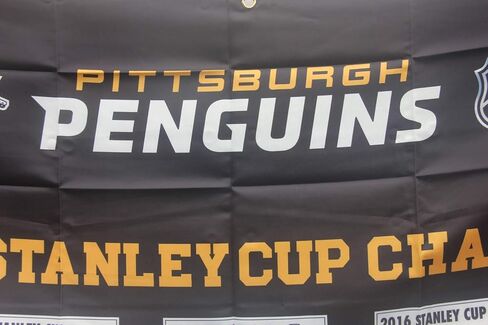 5 في 1 'Pittsburgh' Penguins Stanley Cup 5 مرات بطولة راية أبطال العلم 3 × 5 هدايا للشباب والأطفال والرجال والنساء in Kuwait