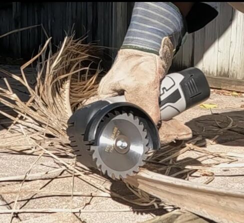 Cordless Angle Grinder, 8500rpm Mini Grinder Tool Kit with 6x Discs, Brush Angle Grinder, Handheld Stone Wood Metal Cutter, with 16.8V 2000mAh Li-ion Battery, Dust Shield, Locking Switch in Saudi Arabia