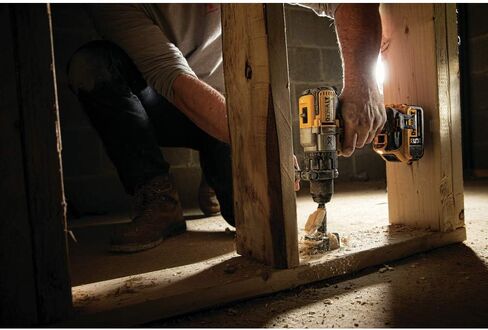 DEWALT DCD996P2R 20V MAX XR لاسلكي ليثيوم أيون 1/2 بوصة. مجموعة أدوات الحفر ذات 3 سرعات بدون فرش مع (2) حزم بطاريات 5.0 أمبير (متجددة) in Kuwait