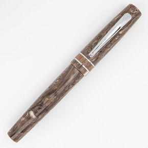 Monteverde Avenue of the Baobabs Fountain Pen (beige swirl) - M