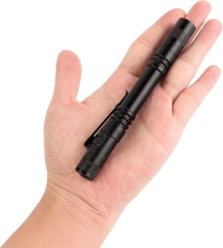 10 عبوات من مصابيح LED على شكل قلم، مصباح يدوي صغير محمول مزود بمشبك، مصباح جيب طبي من Penlight لفحص الممرضات والطوارئ in Kuwait
