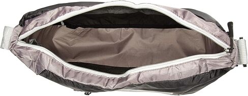 حقيبة حمل قابلة للحمل مع حقيبة من النيوبرين بسحاب من Lewis N. Clark Lewis N. Clark مقاس 15 بوصة in Kuwait