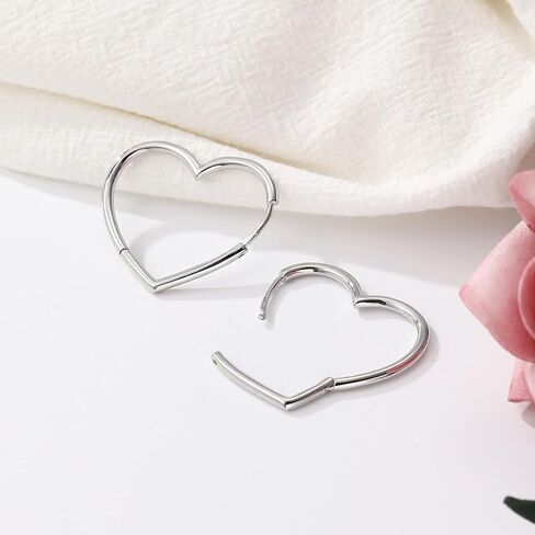 PWUEITR Heart Earrings Lightweight Geometric Hoop Earrings For Women Girls Sweet Love Heart Earrings Valentine's Day Mother's Day Jewelry Gift in Saudi Arabia