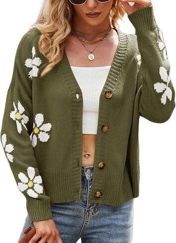 سترة نسائية محبوكة فضفاضة بأكمام طويلة بنمط زهرة Y2K ورقبة على شكل حرف V وأزرار سفلية in Kuwait