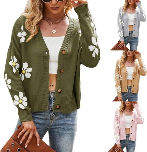 سترة نسائية محبوكة فضفاضة بأكمام طويلة بنمط زهرة Y2K ورقبة على شكل حرف V وأزرار سفلية in Kuwait