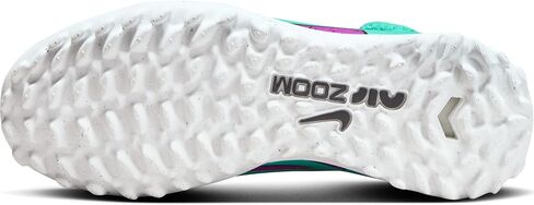 NIKE Boy's Football Low in Kuwait