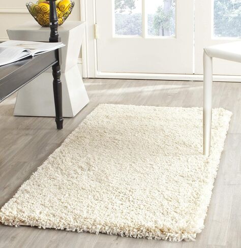 سجادة SAFAVIEH California Shag Collection - 2'3" x 5'، بيضاء، غير قابلة للتساقط وسهلة العناية، سميكة 2 بوصة مثالية للمناطق ذات حركة المرور العالية في المدخل، غرفة المعيشة، غرفة النوم (SG151-1010) in Saudi Arabia