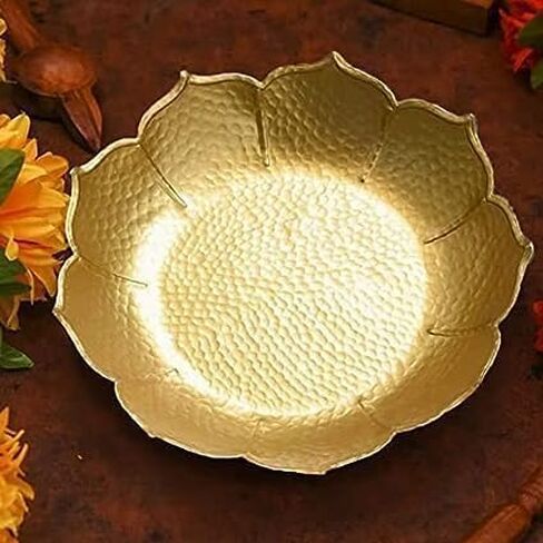 Pack of 5 Gold Lotus Urli Bowl for Water Floating Flowers Pot and Tea Light Candles Holder, Traditional Metal Bowl for Wedding Pooja Home Office Table Diwali Decoration in Saudi Arabia