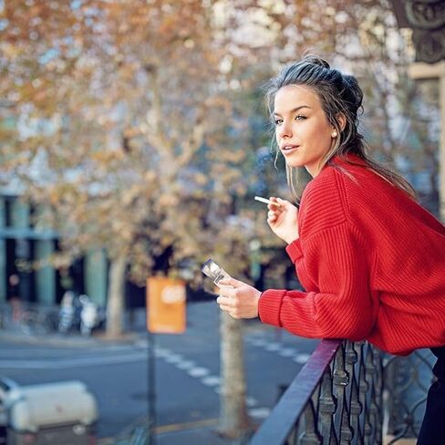 8 قطع جيب منفضة سجائر - مقاومة للحريق PVC - خالية من الروائح - محمولة - ألوان متنوعة in Kuwait