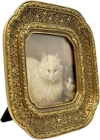 CISOO 3x3 Vintage Small Picture Frame, Antique Ornate Gold Square Photo Frame for Table Top and Wall Display, Decorative Floral Design Retro Home Decor, Photo Gallery Art in Saudi Arabia